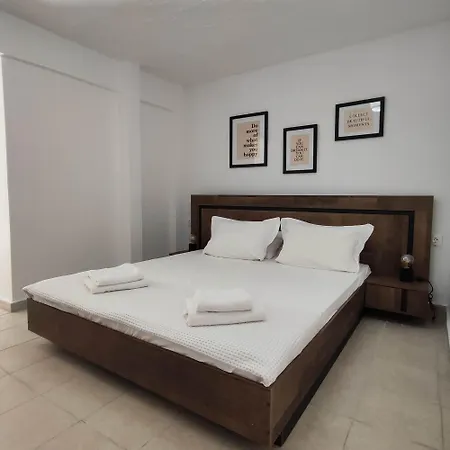 Zenith #3 Apartment Pefkochori